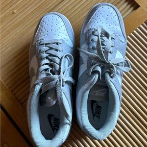 Nike Women’s Tennis Shoes